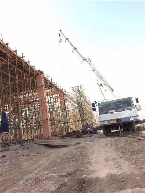 平和县吊车作业的安全注意事项有哪些？